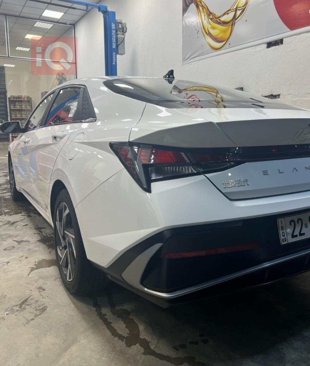 هیوندای ئەلەنترا